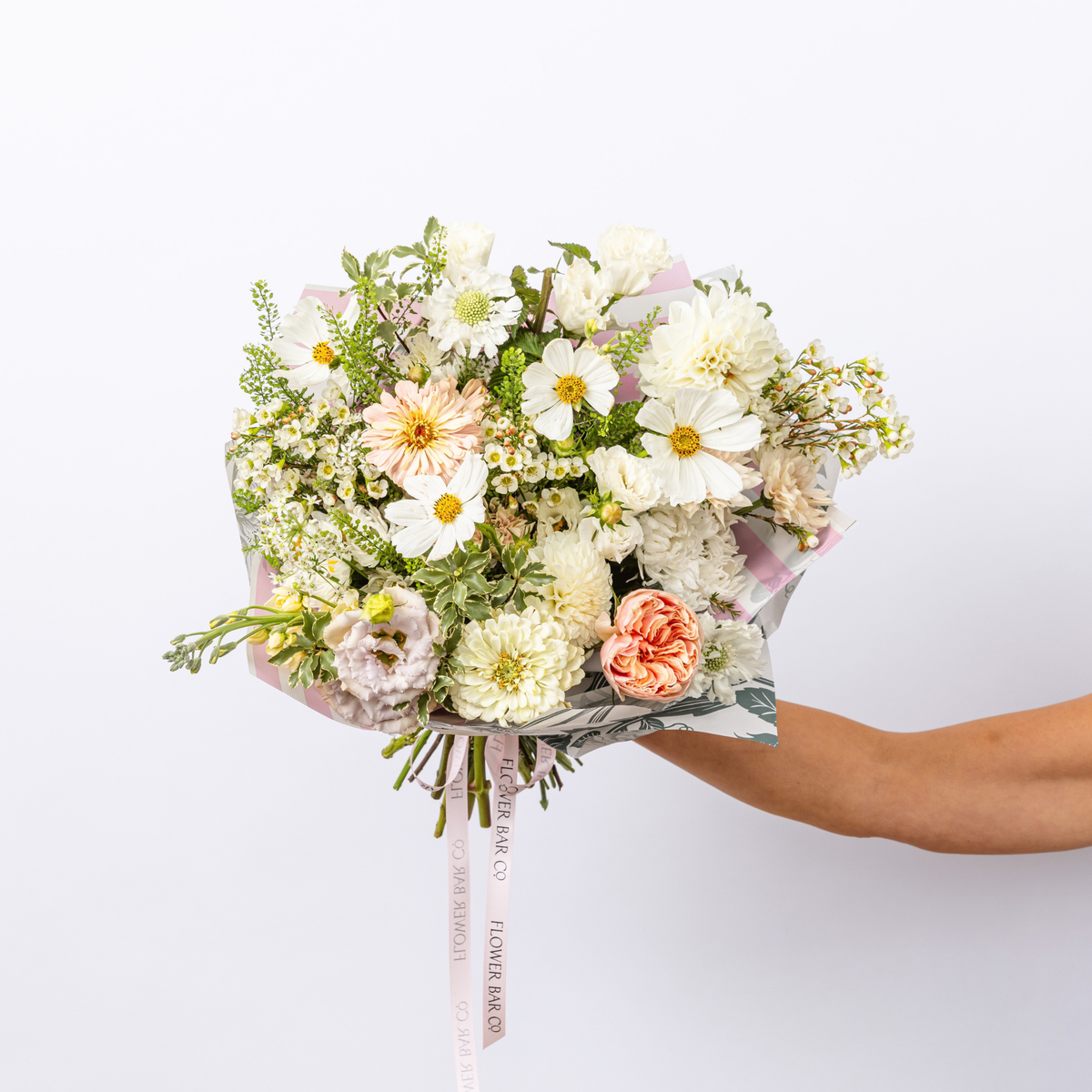PREMIUM HAND TIED BOUQUET