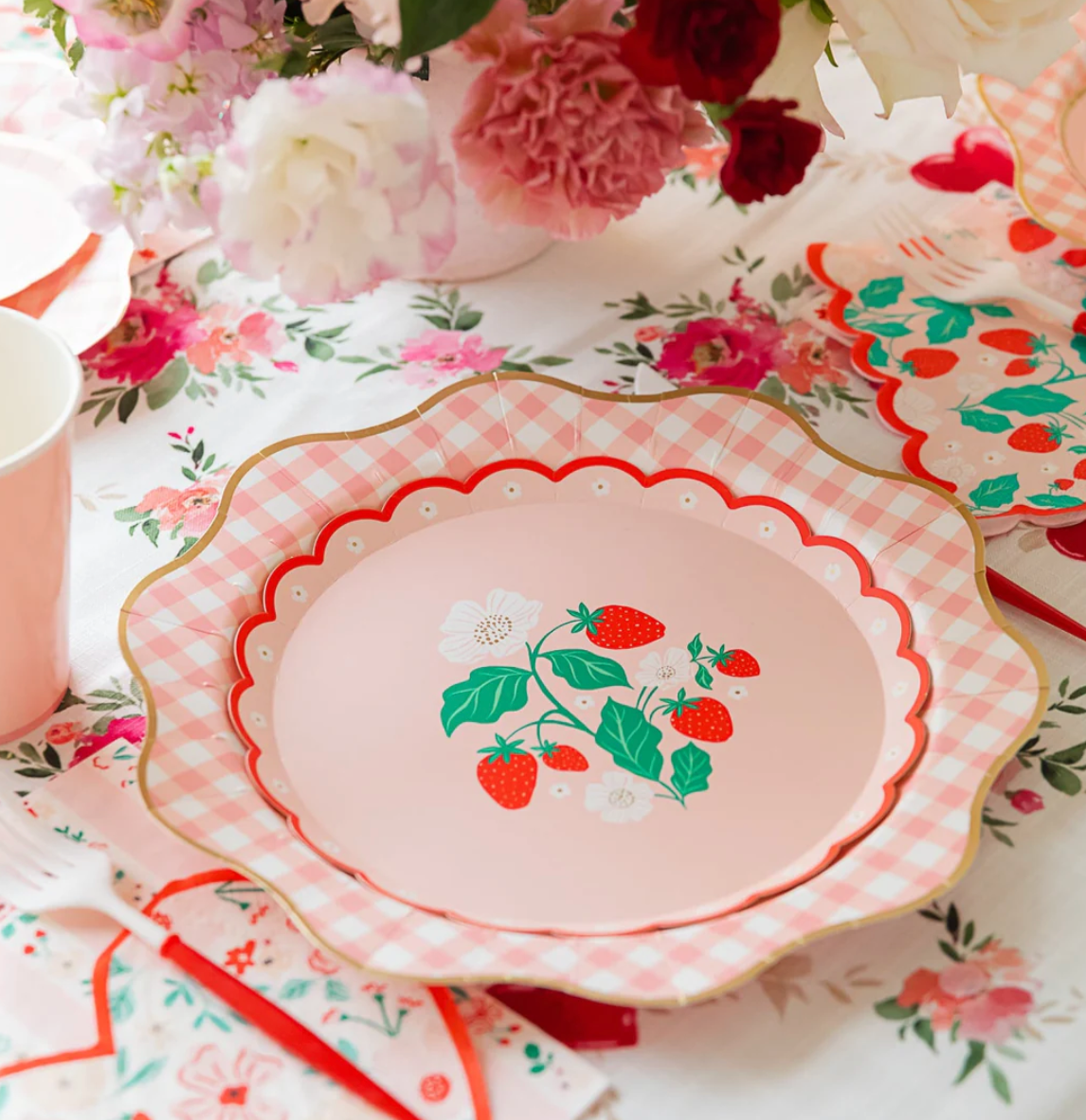 ELEGANT PETAL PINK GINGHAM DINNER PLATES